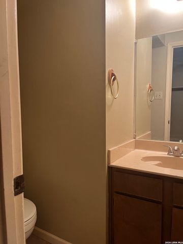 14406 Woods Hole, San Antonio, TX 78233