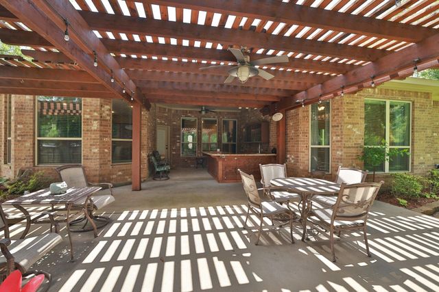 18006 Country Meadow Lane, Magnolia, TX 77355