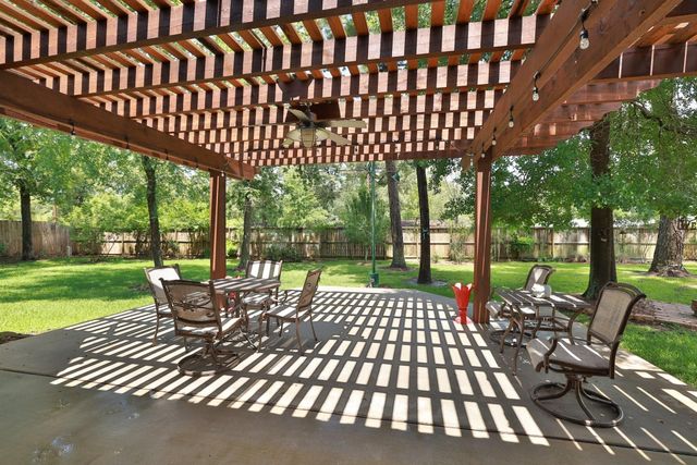 18006 Country Meadow Lane, Magnolia, TX 77355