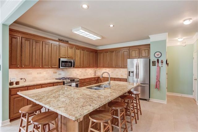 1770 Gleneden Court, Grayson, GA 30017