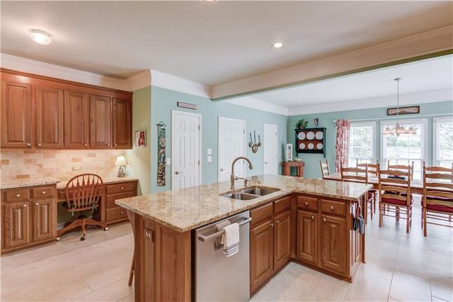 1770 Gleneden Court, Grayson, GA 30017