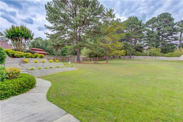 1770 Gleneden Court, Grayson, GA 30017