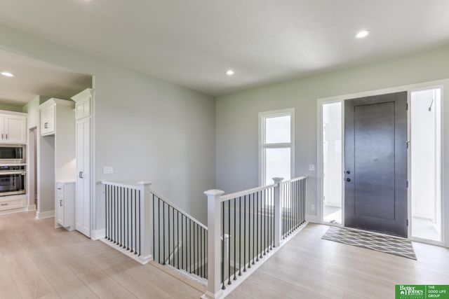 6517 S 214th Street, Elkhorn, NE 68022