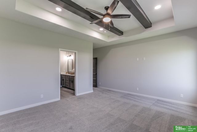 6517 S 214th Street, Elkhorn, NE 68022