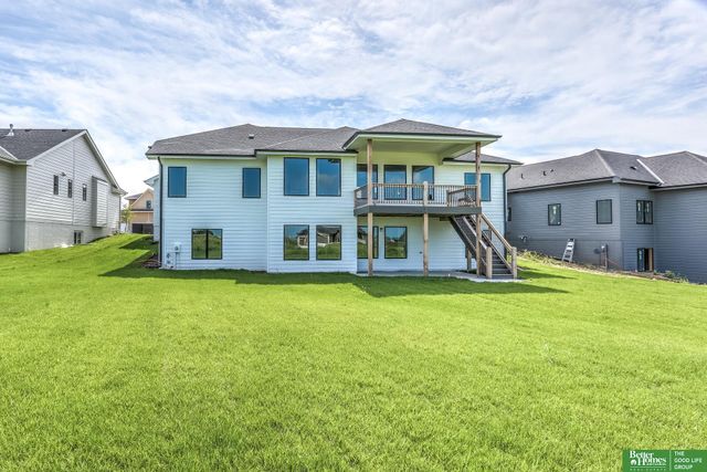 6517 S 214th Street, Elkhorn, NE 68022