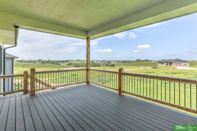 6517 S 214th Street, Elkhorn, NE 68022