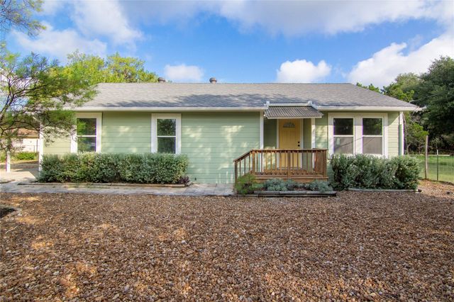 1635 Lakeview DR, Canyon Lake, TX 78133