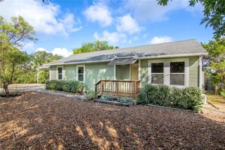 1635 Lakeview DR, Canyon Lake, TX 78133