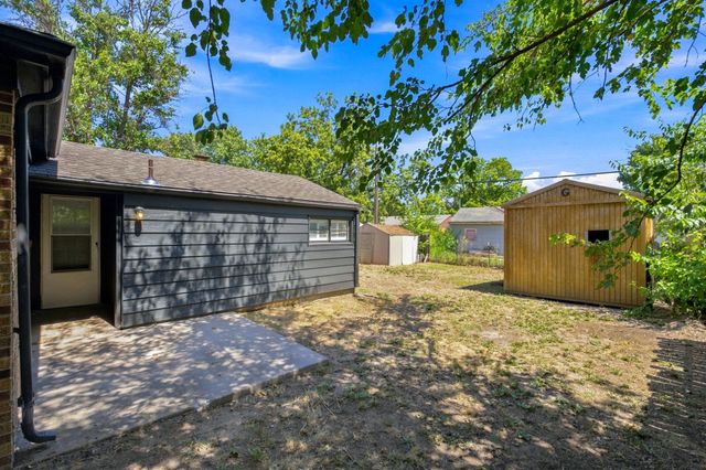 2902 S Washington Ave, Wichita, KS 67216