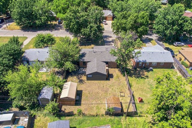 2902 S Washington Ave, Wichita, KS 67216