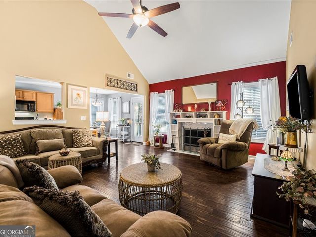 76 Kessle Lane, Dallas, GA 30132