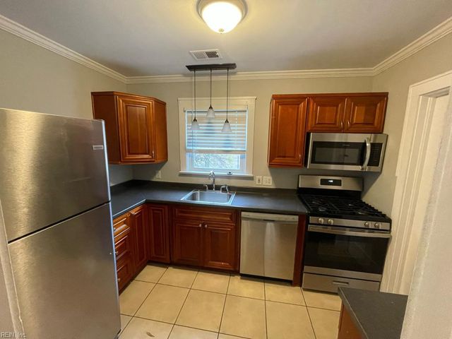 1547 Melrose PW, Norfolk, VA 23508