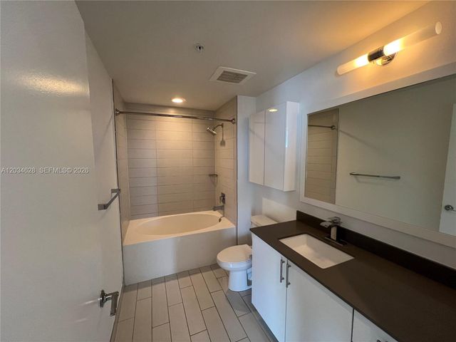 999 SW 1st Avenue 2405, Miami, FL 33130