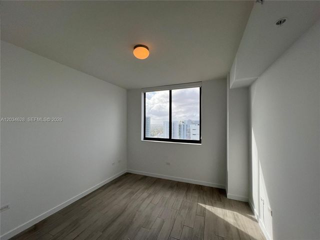999 SW 1st Avenue 2405, Miami, FL 33130