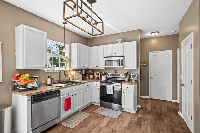144 Chipwood Dr, Hendersonville, TN 37075