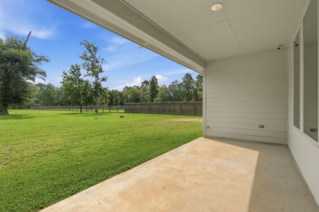 6422 Rolling Hills Road, Conroe, TX 77303