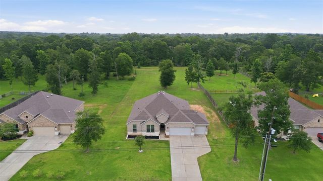 6422 Rolling Hills Road, Conroe, TX 77303