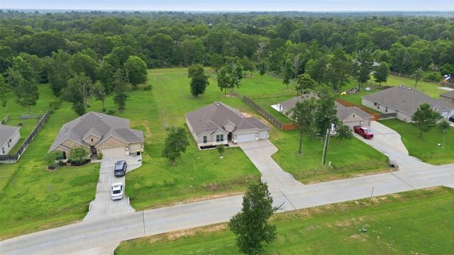 6422 Rolling Hills Road, Conroe, TX 77303