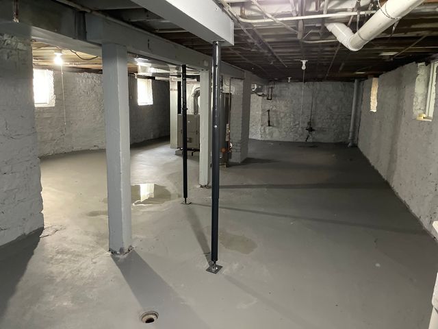 12033 S Wallace Street, Chicago, IL 60628