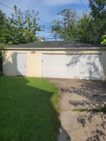 12033 S Wallace Street, Chicago, IL 60628