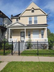 12033 S Wallace Street, Chicago, IL 60628