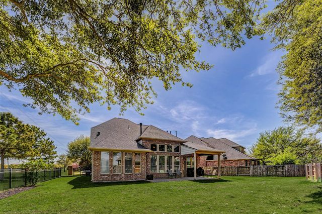 27511 Cinco Terrace Drive, Katy, TX 77494