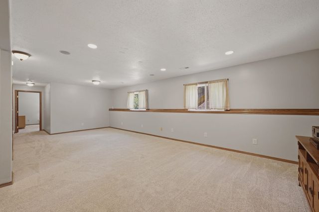 2502 S Lark Ln, Wichita, KS 67215