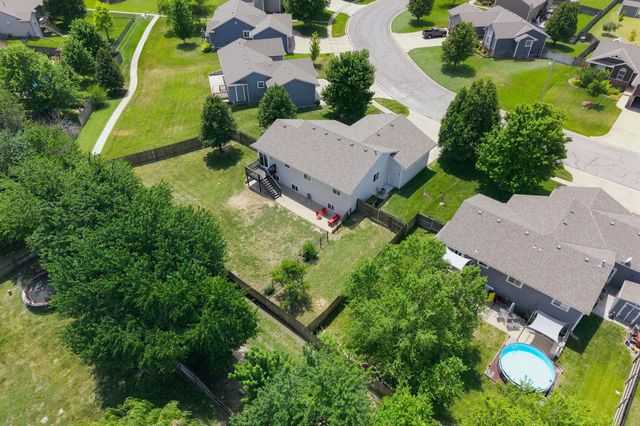 2502 S Lark Ln, Wichita, KS 67215