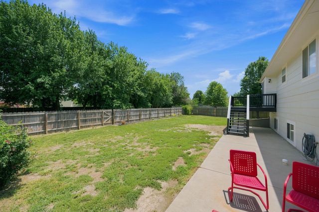 2502 S Lark Ln, Wichita, KS 67215