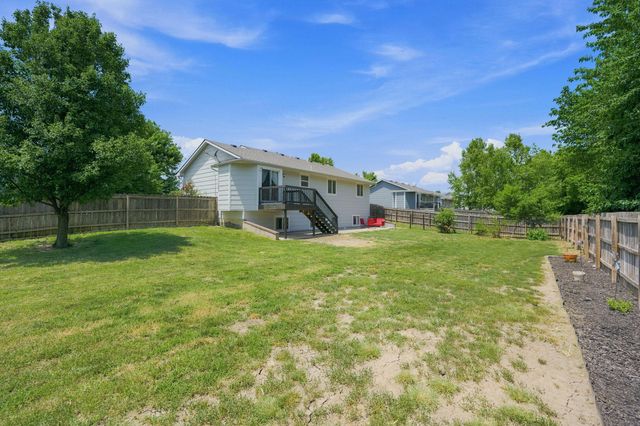 2502 S Lark Ln, Wichita, KS 67215