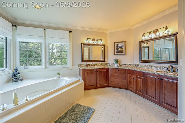17350 Rolling Woods Circle, Northville, MI 48168