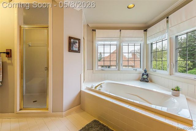 17350 Rolling Woods Circle, Northville, MI 48168