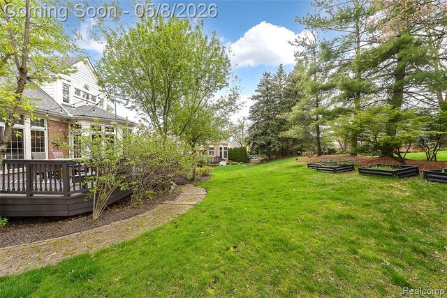 17350 Rolling Woods Circle, Northville, MI 48168