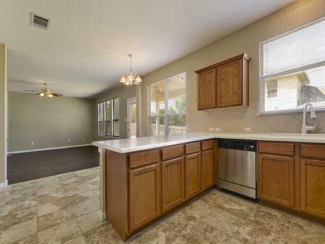 1412 Briar Hill DR, Georgetown, TX 78626