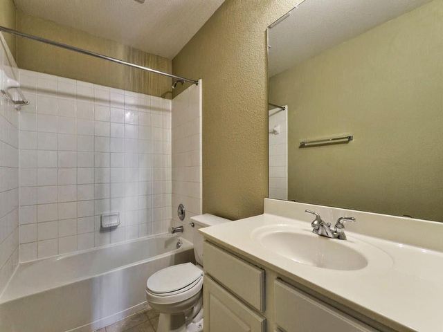 1412 Briar Hill DR, Georgetown, TX 78626