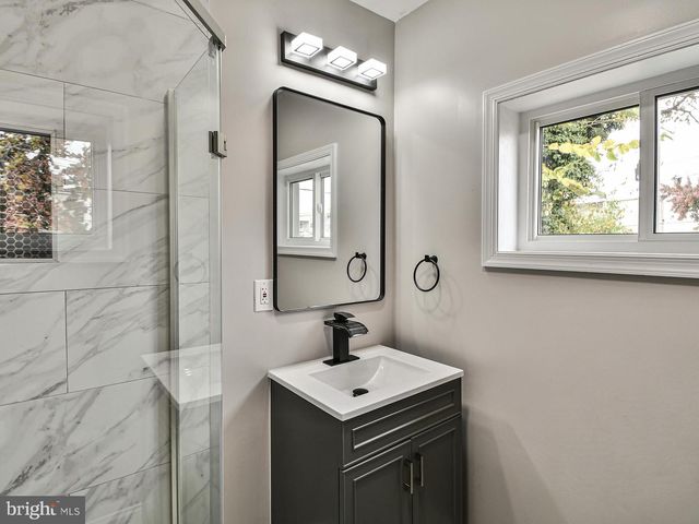 1926 E 29TH ST, Baltimore, MD 21218