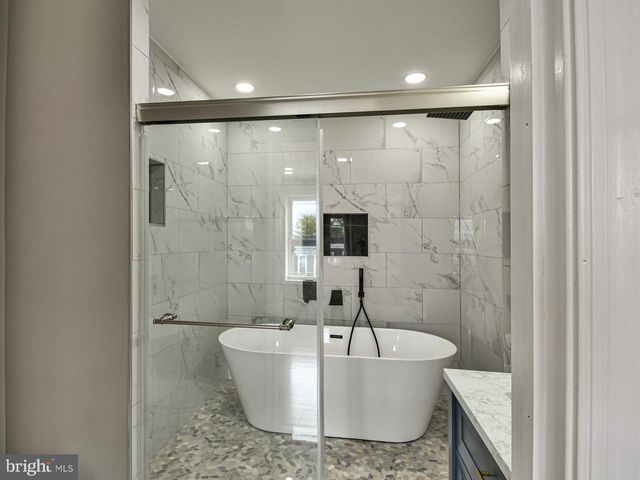 1926 E 29TH ST, Baltimore, MD 21218