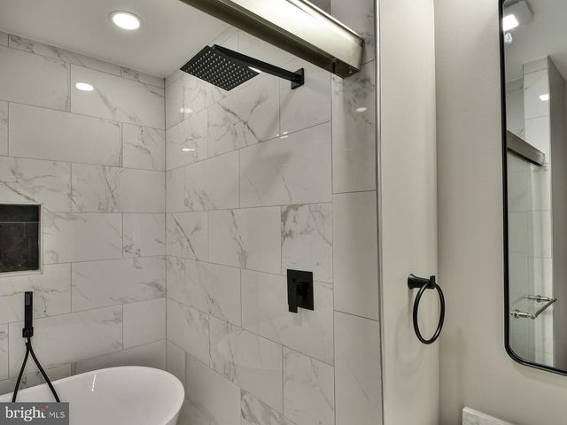 1926 E 29TH ST, Baltimore, MD 21218