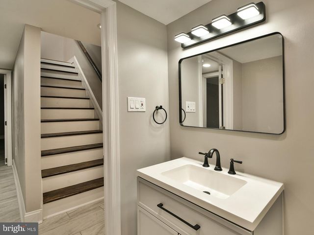 1926 E 29TH ST, Baltimore, MD 21218