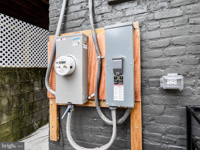 1926 E 29TH ST, Baltimore, MD 21218