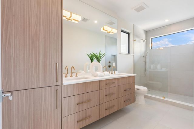 2732 NE 29th Court, Fort Lauderdale, FL 33306