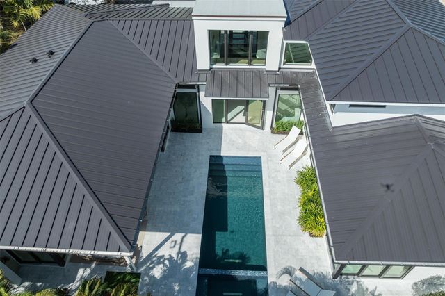 2732 NE 29th Court, Fort Lauderdale, FL 33306