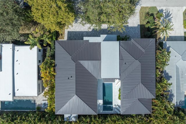 2732 NE 29th Court, Fort Lauderdale, FL 33306