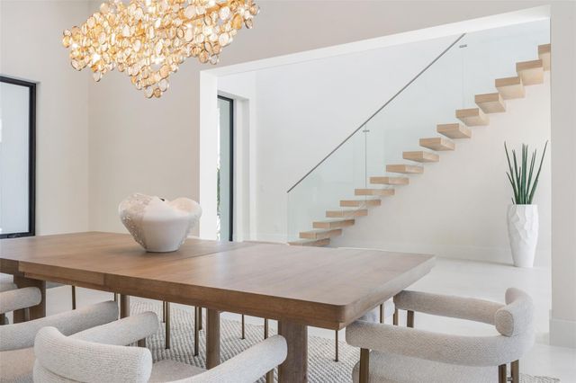 2732 NE 29th Court, Fort Lauderdale, FL 33306