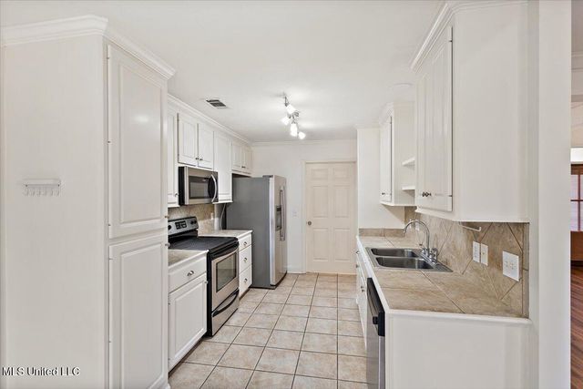 244 Ashton Way, Brandon, MS 39047