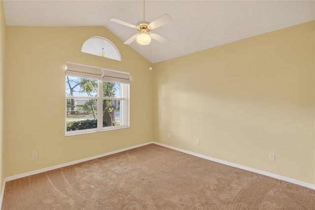 1111 GOLFVIEW WOODS DRIVE 1111, Sun City Center, FL 33573