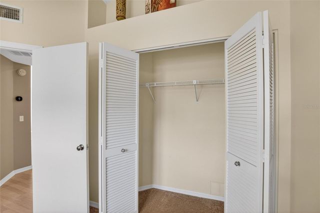 1111 GOLFVIEW WOODS DRIVE 1111, Sun City Center, FL 33573