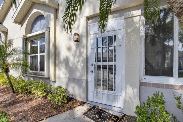 1111 GOLFVIEW WOODS DRIVE 1111, Sun City Center, FL 33573