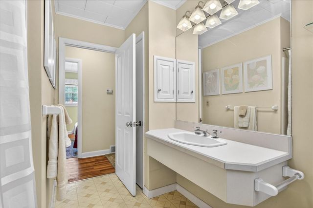 47 Chatterton Park, Proctor, VT 05765