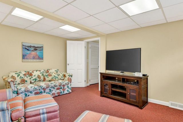 47 Chatterton Park, Proctor, VT 05765